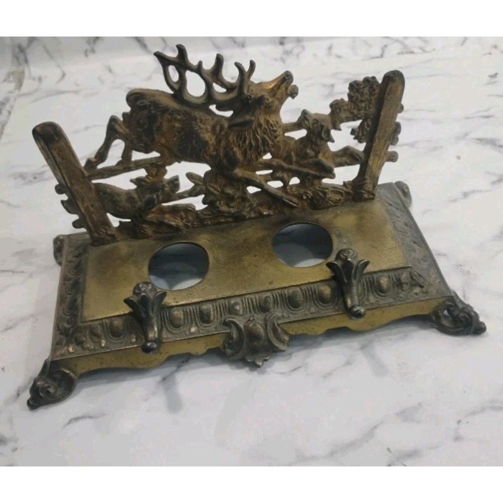 Bradley & Hubbard B&H Brass Stag Deer Hunting Hounds Inkwell 3549 7030 Vtg
